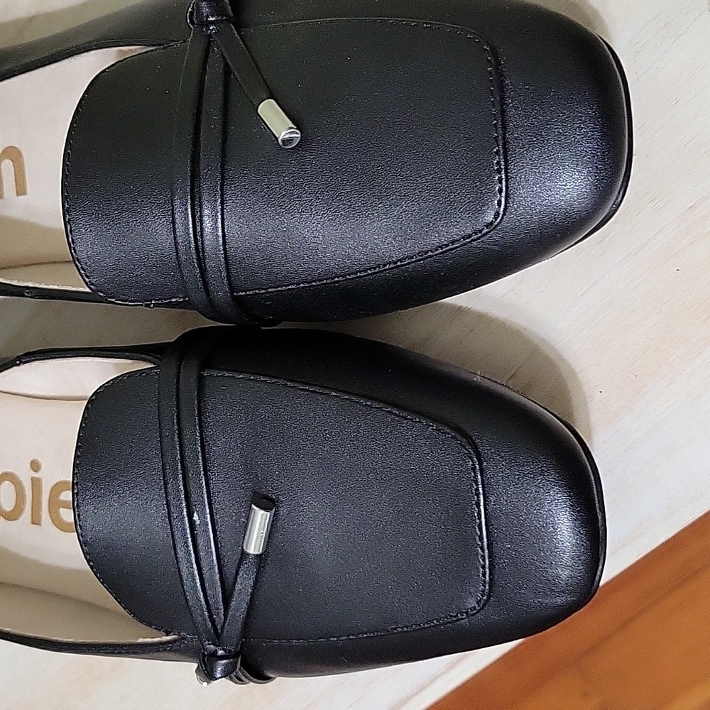 NWOT Hush Puppies Alice Loafer Sz 9
